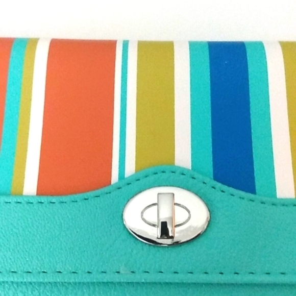 KENNETH COLE REACTION TEAL MULTI COMPARTMENT WALLET NWT - Picture 3 of 11